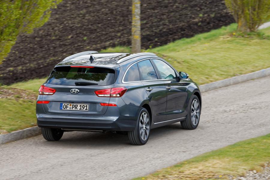  Hyundai i30 Wagon (PD) 2017 года  (WW) (фото 15 из 45)